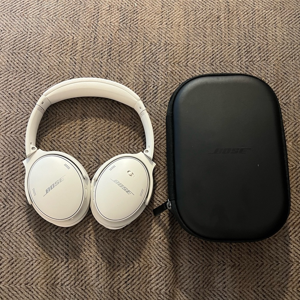 Bose QuietComfort headphones 45